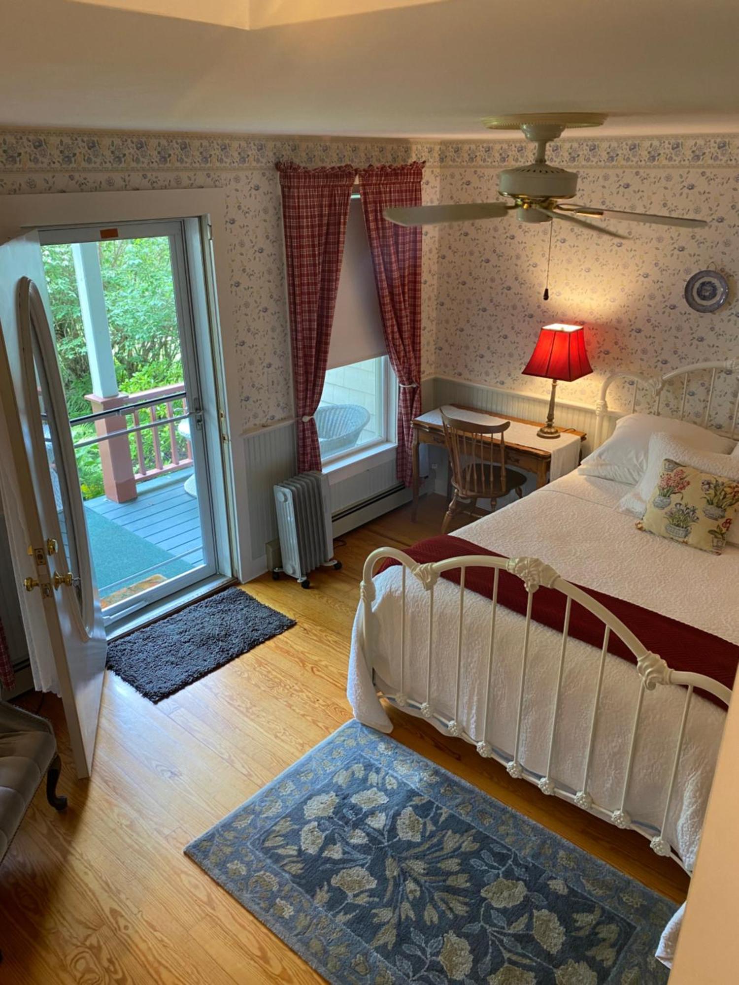 לינה וארוחת בוקר לינקולנוויל Victorian By The Sea מראה חיצוני תמונה